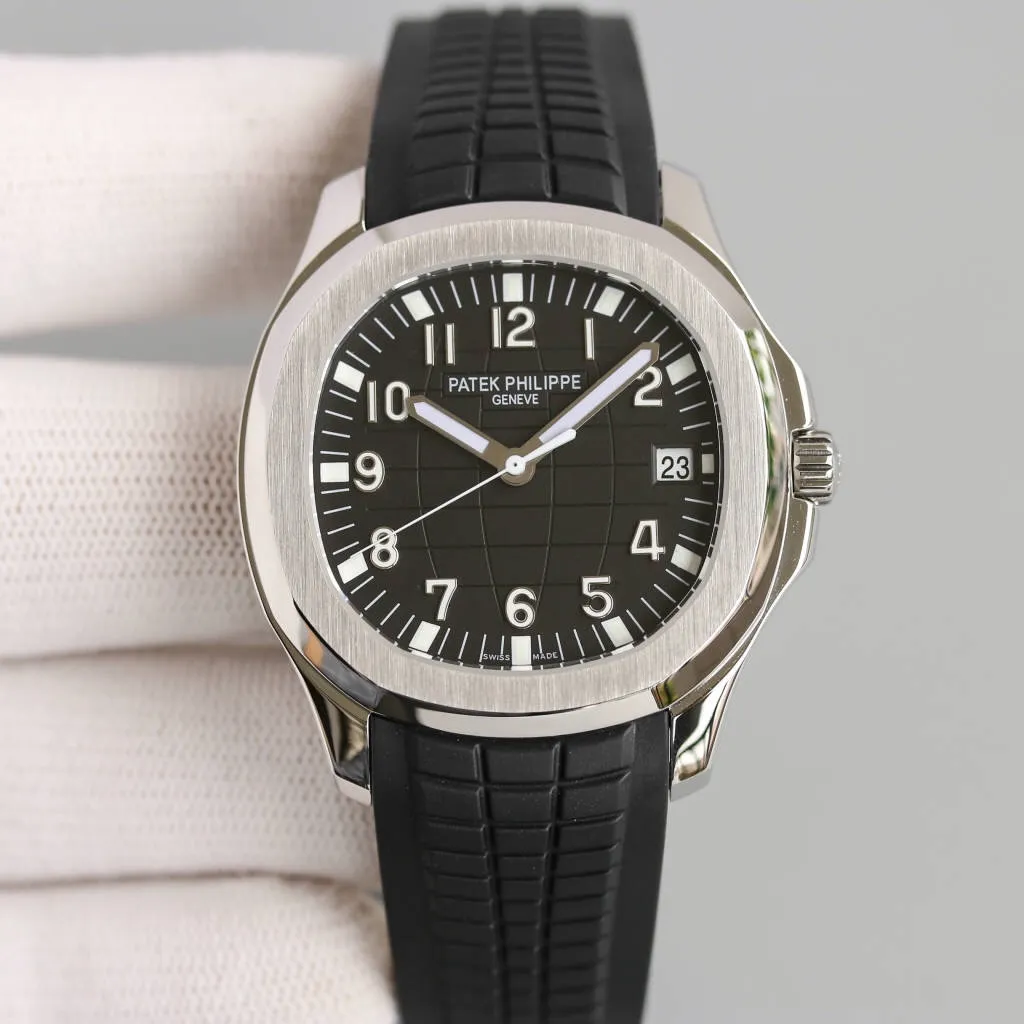 【High-end replica】💰1240! Top replica 💰Private chat! Patek Philippe, replica of AQUANAUT5167, 5168 grenade models. Patek Philippe's "grenade" is the best detoxification solution on the Internet, a new version. Equipped with Patek Philippe 9015 machine-modified Cal.324 self-winding movement, the balance wheel of the movement is in the same position as the original, rubber strap, 316L steel, and sapphire crystal glass! It is designed using the same principle as the genuine Patek Philippe. Experience the best Patek Philippe on the Internet. It is an exquisite work and you can enjoy the luxury. The pictures taken are top replica real shots!